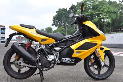 2010 Minerva GTR 170 Scooter Matic Sport MODIFIKASI 2010 Minerva GTR 170 Scooter Matic Sport MODIFIKASI