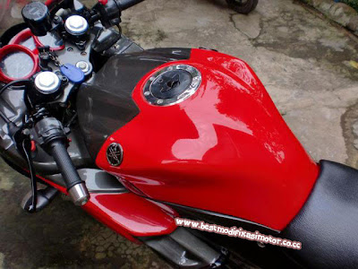Modifikasi Motor Yamaha R1 Modifikasi Motor Yamaha R1