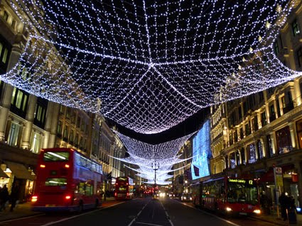 [xmas-decorations-2008-11.jpg]