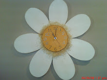 daisy clock