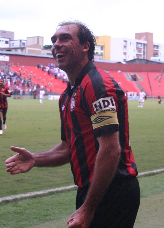 Ronny, ex-Corinthians, é dono do chute mais forte do Fifa-16; CR7 é o  segundo - Esporte - Extra Online