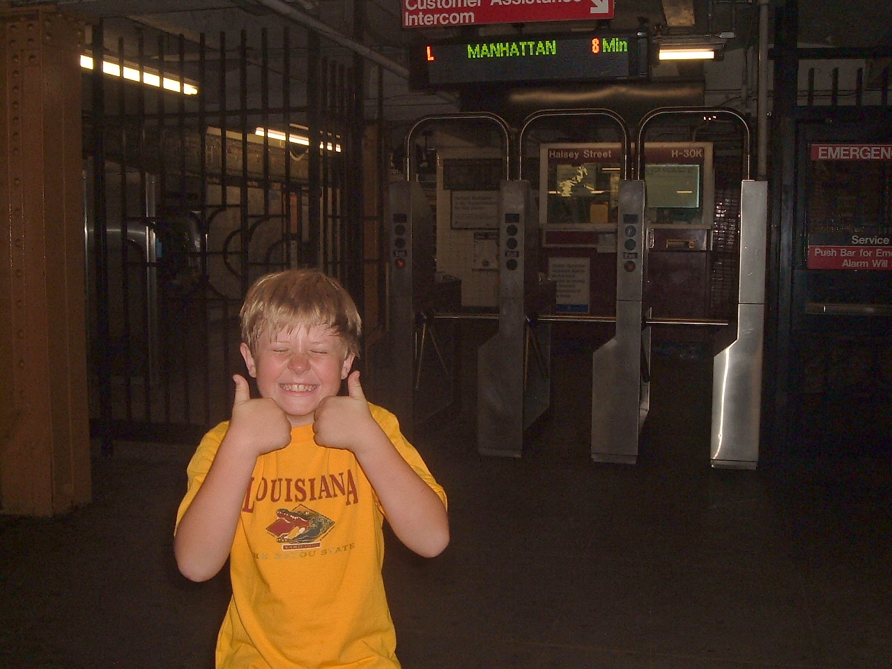 [Subway+at+Brooklyn.JPG]