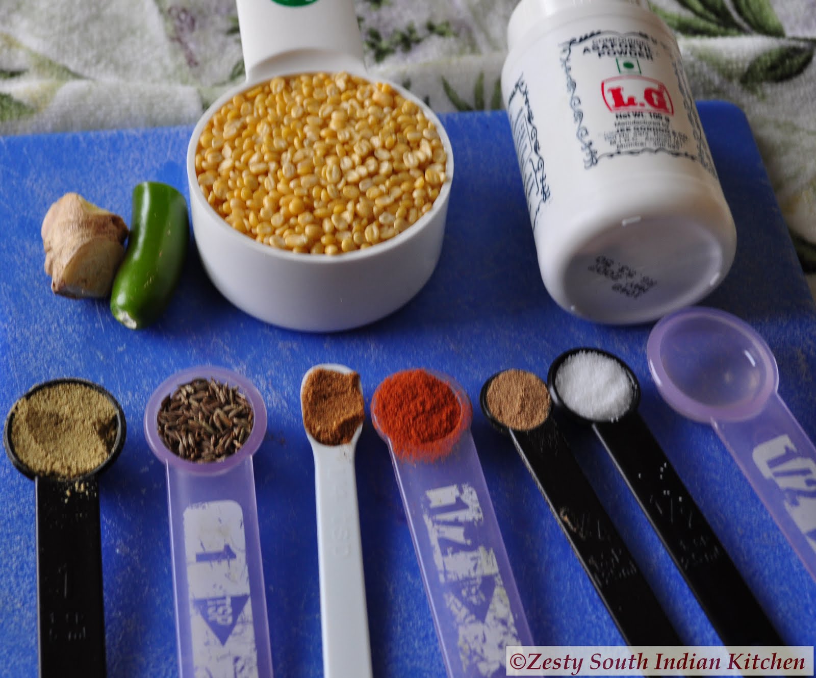 [For+moong+dal+filling.JPG]