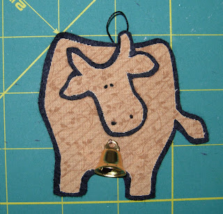 Glad Tidings cow ornament front