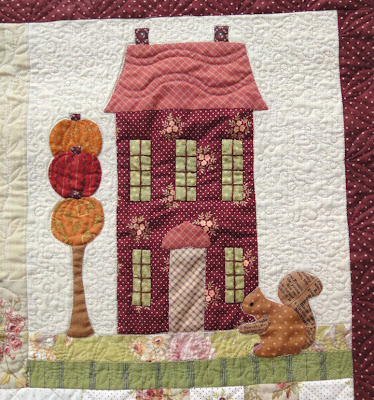 Autumn House block 3 quilting