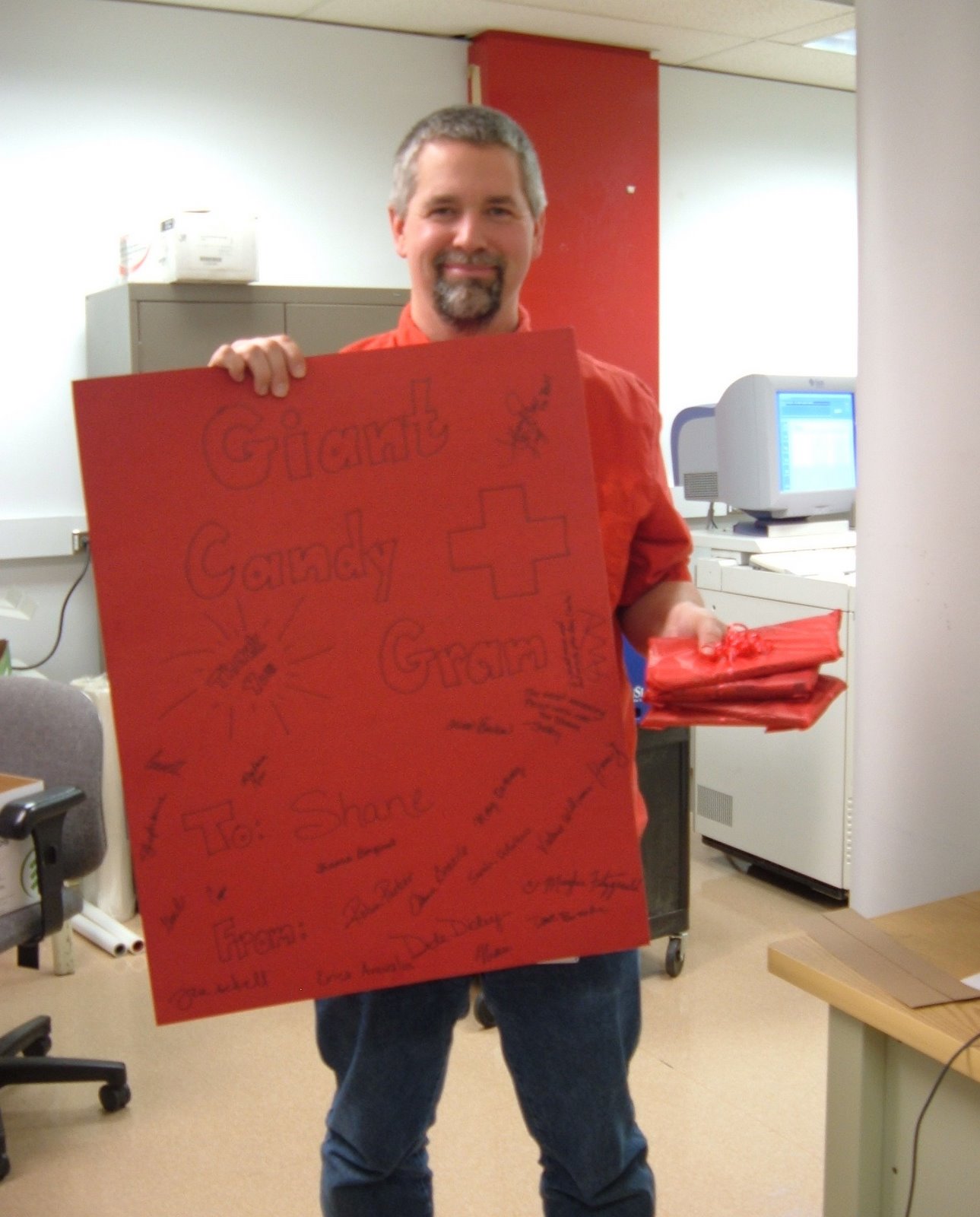 [Shane+with+Giant+Candy+Gram.JPG]