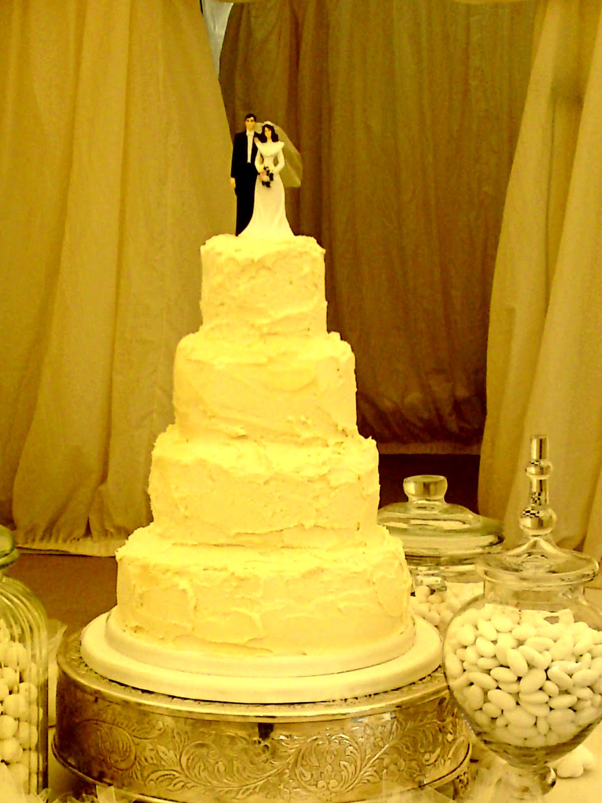 Daisy Hill Cakes American Style