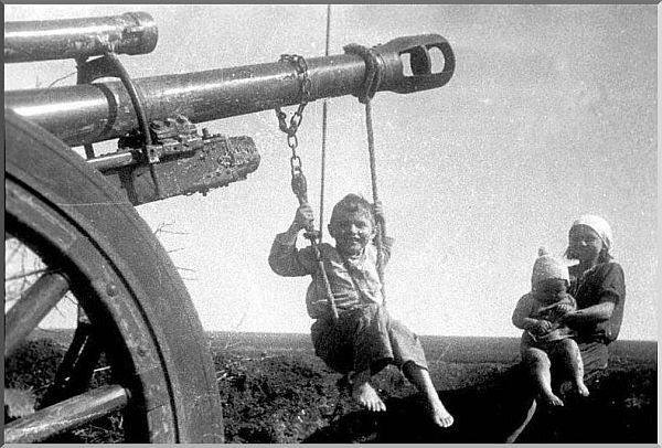 [children-russia-ww2-second-world-war-amazing-pics-pictures-images.jpg]