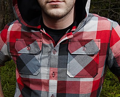 [RedButtonUpHoody_Guys_Pockets.jpg]