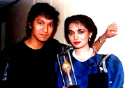 Foto dengan Piala Citra FFI 1985 Karya Ratna Djuwita (Sahabat Ikang & Icha) Pikiran Rakyat, Bandung