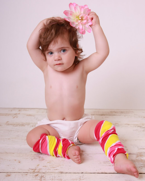 We were having a hard time keeping this flower on her head...lol