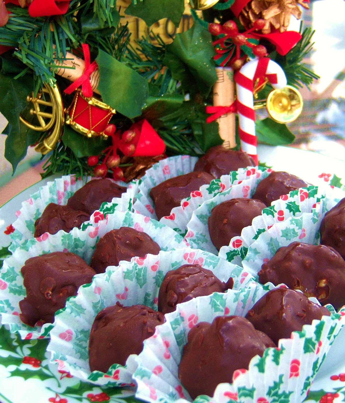 Decadent Hazelnut Nutella Truffles What's Cookin' Italian Style Cuisine