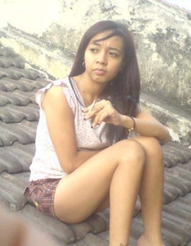 More Hot Pictures from Cewek Gokil