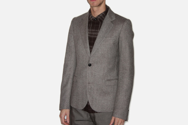 [nom-de-guerre-2009-fall-winter-release-1.jpg]