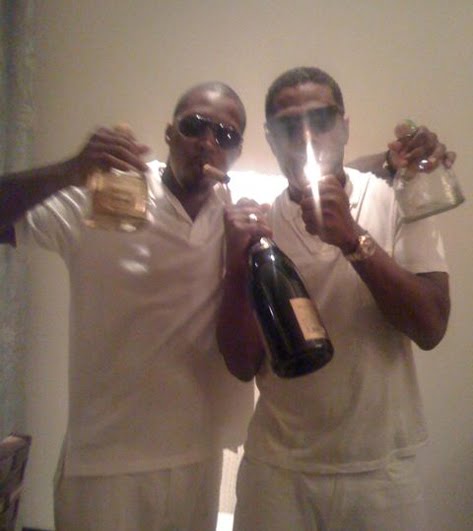 [nas_maxwell_whiteparty.jpg]