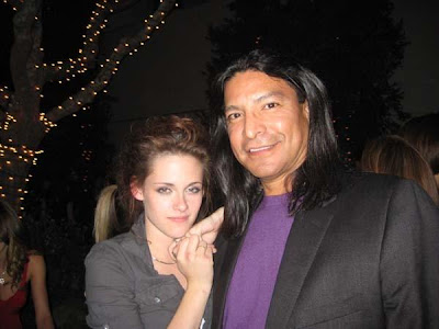 http://4.bp.blogspot.com/_M21-q1qmSDo/Sc918yr3JjI/AAAAAAAAAx8/Ka5wT567t28/s400/gil+birmingham+kristen.jpg