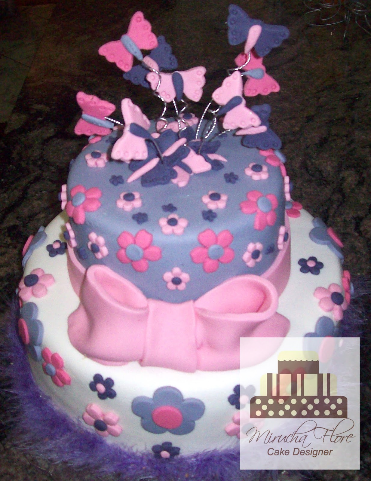 Pin Bolo Borboletas Para Comemorar O Aniversário Da Antonia De 2 Cake Pin Bolo Borboletas Para Comemorar O Aniversário Da Antonia De 2 Cake