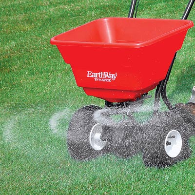 Summer Lawn Fertilizer on Green With Envy  Inc    Landscaping  Lawn Care   Maintenance And Snow