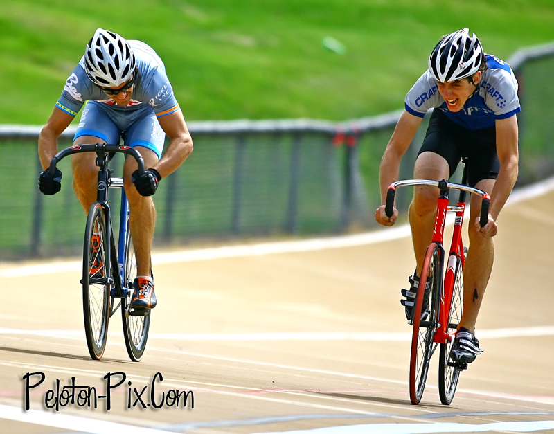 IMAGE: http://4.bp.blogspot.com/_M8tVSwULXhM/TBXk3Ks2QKI/AAAAAAAAAec/YBE312pYiBE/s1600/PPIX1211.jpg