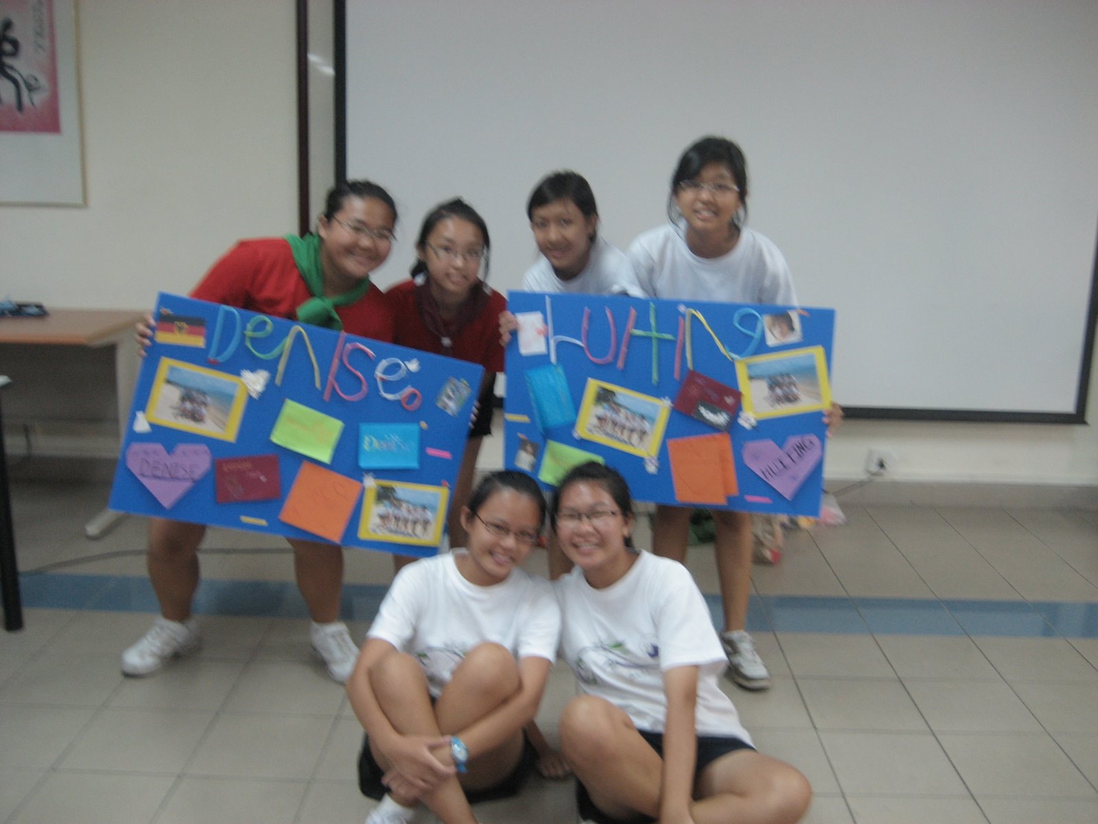 [099.JPG]