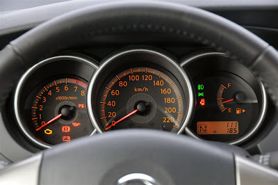 Nissan Grand Livina Nissan Grand Livina