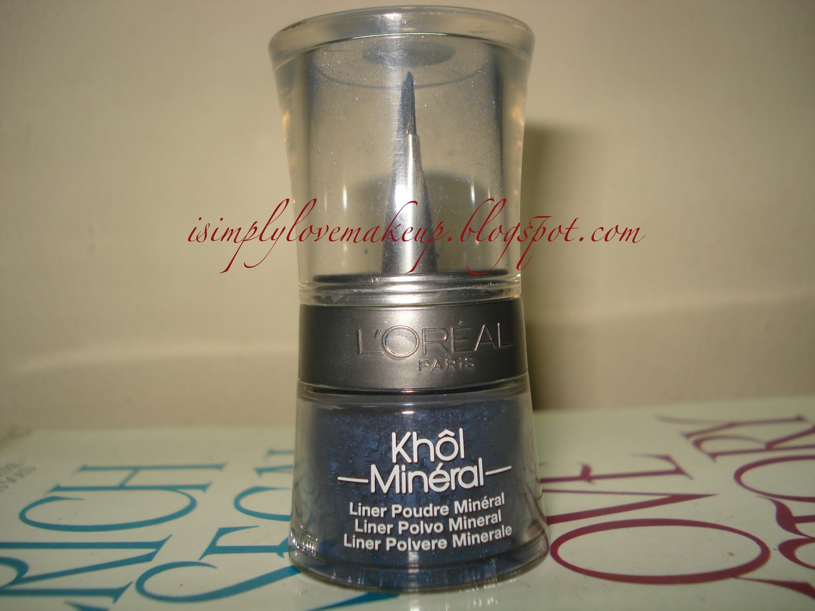 REVIEW L'Oreal Kohl Minerals Eyeliner