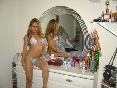 chicas en tanga chicas pilladas pilladas de tanga bellas en bikini