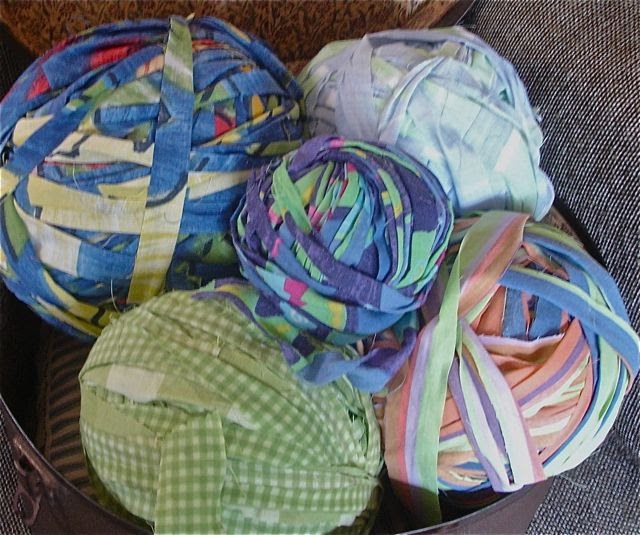 Apple Cottage Designs RAG BALLS