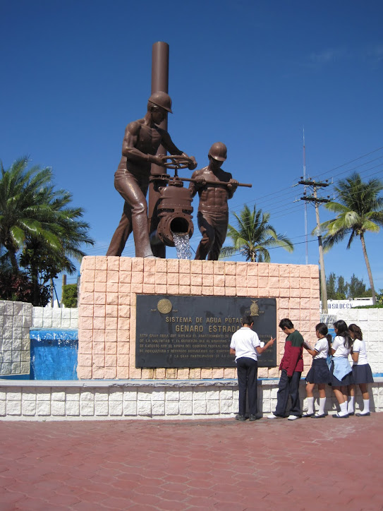 MONUMENTO AL AGUA