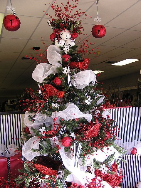 Black, White and Red Tree - Taken by Kanty K