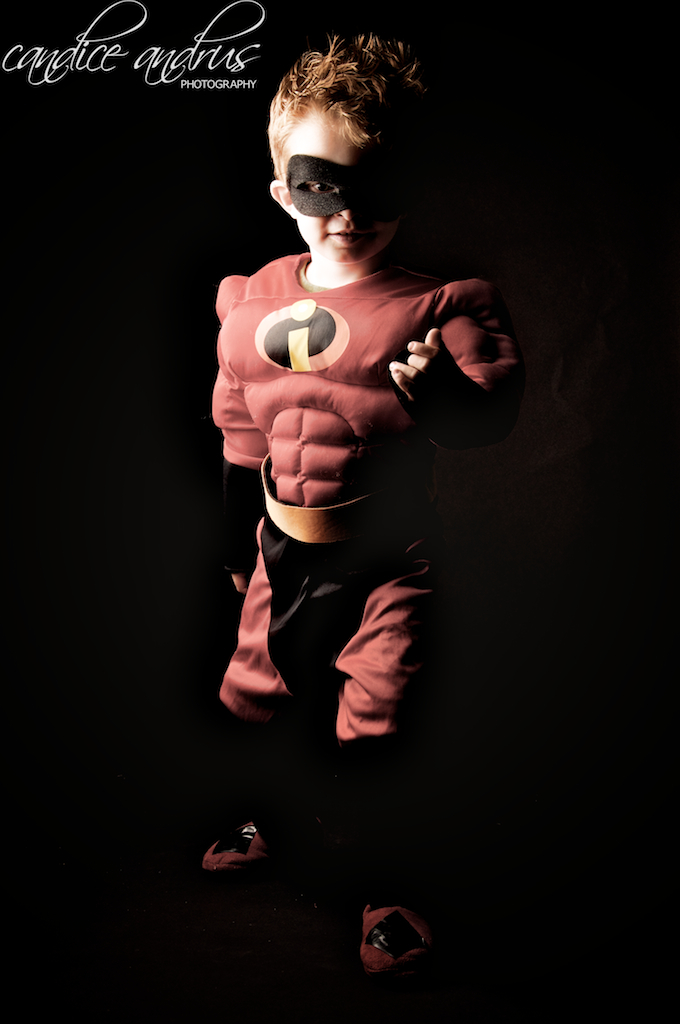 trent as dash. boise idaho children superhero halloween photographer.