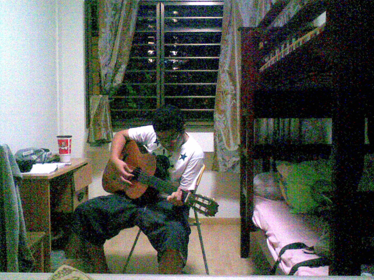 [Image033.jpg]