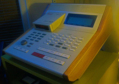 Akai Asq10