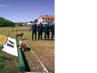 policias