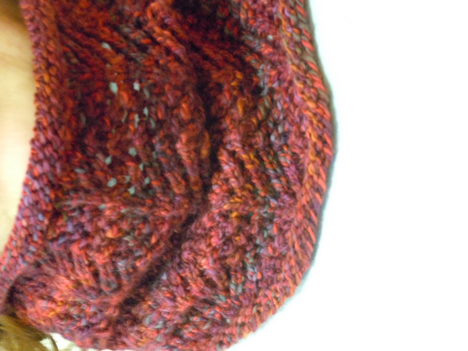Mountain Colors Hand Painted Yarns: Free Pattern-- Arrowhead Lace Cowl