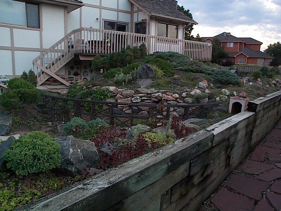 [train04-761840.jpg]