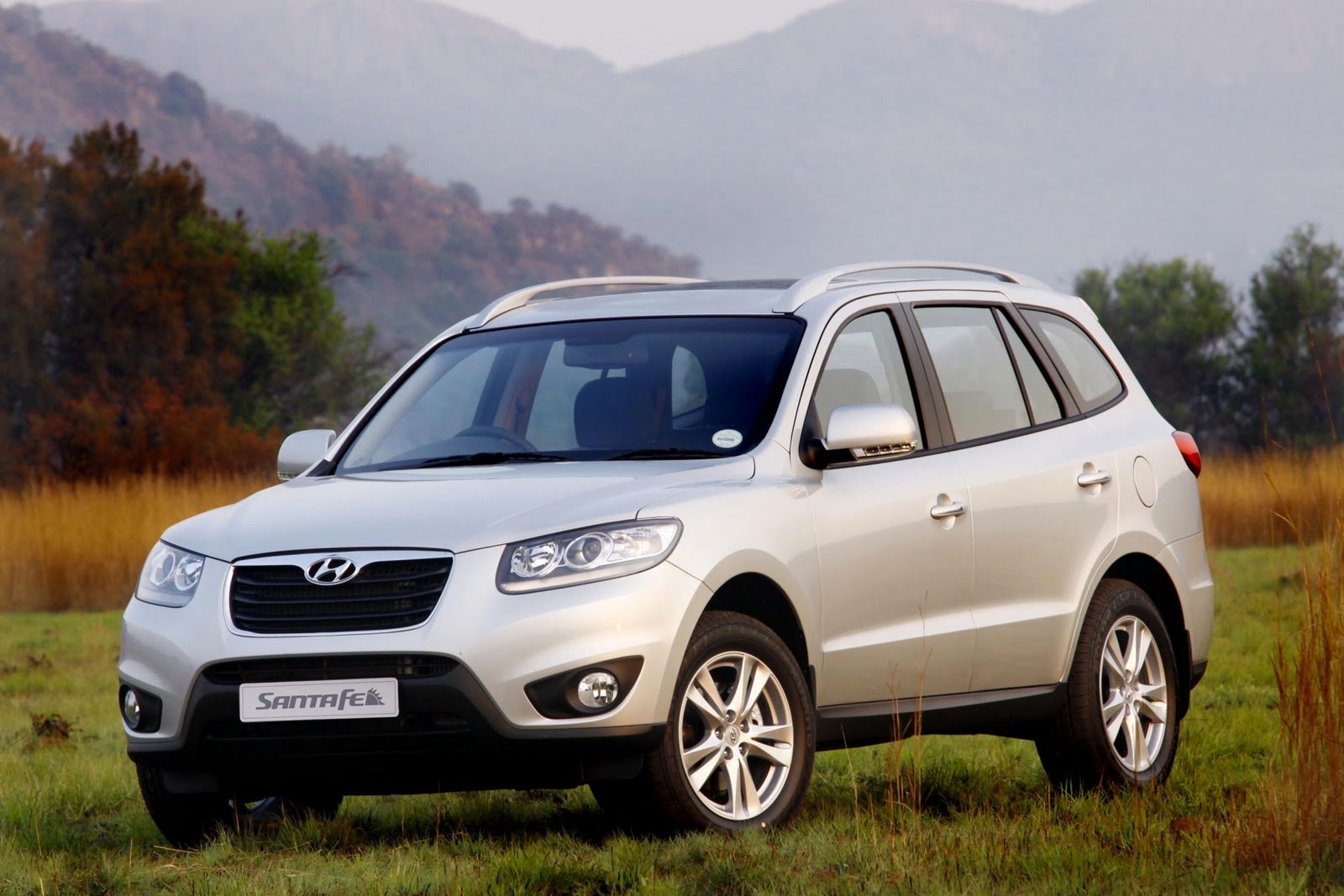 http://4.bp.blogspot.com/_MSM9eFk9HH8/TL88vLAzyUI/AAAAAAAAGrc/zaxQfCj15nU/s1600/Hyundai+Santa+Fe+1.jpg