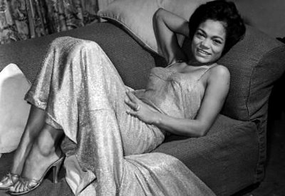[eartha+kitt+reclining.jpg]