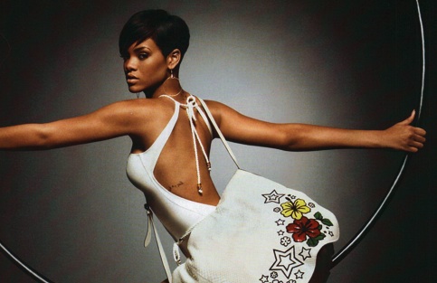 [Rihanna+5.jpg]