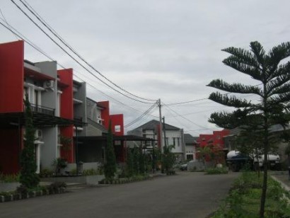 jual rumah di bandung on Bandung The Real Estate: Antapani Town House