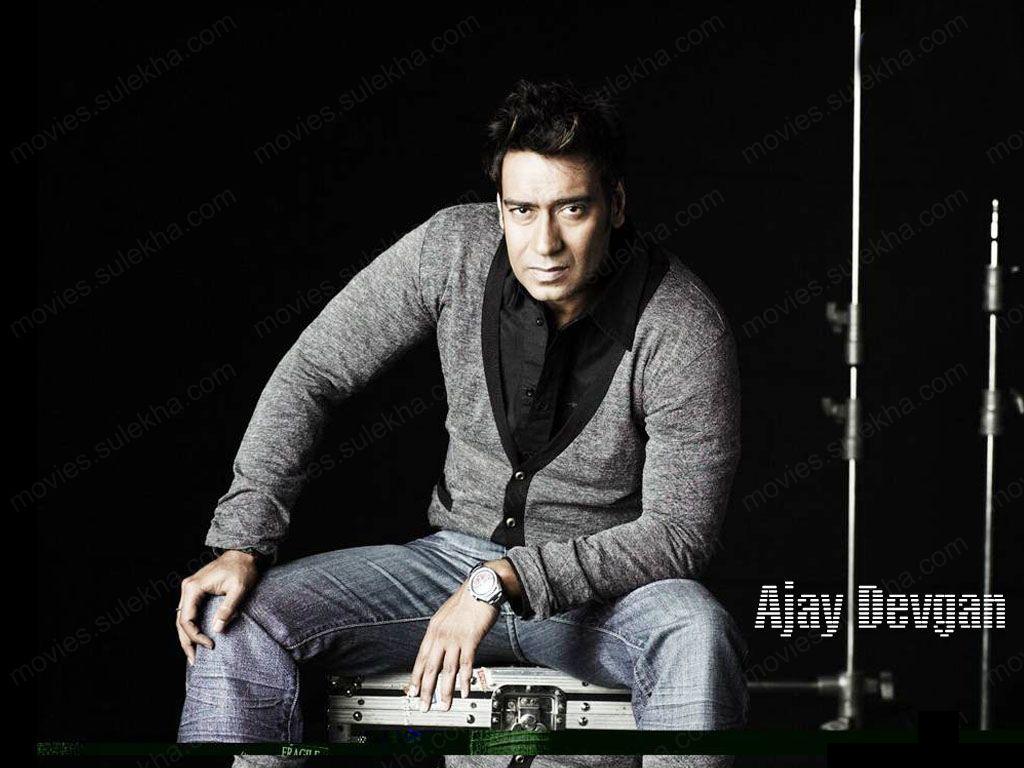 http://4.bp.blogspot.com/_MZeh3uFaOnI/TA5GvbeOZ9I/AAAAAAAAExQ/nztZG9xasaA/s1600/ajay-devagan-new-stills20.jpg