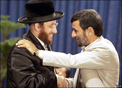 http://4.bp.blogspot.com/_MbmPibH-6tY/TDr9lf56AfI/AAAAAAAAAJE/5KDZgHppM64/s1600/ahmadinejad_afp416.jpg