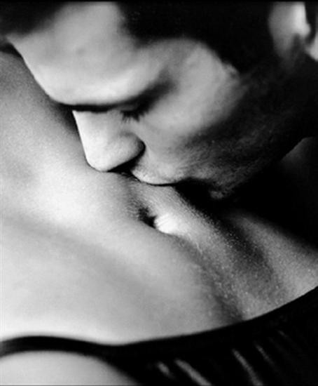 LOVER#39;S KISS lovers kiss photos. LOVER#39;S KISS