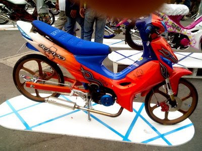 Modivikasi Motor Suzuki Shogun 125 SP 2010