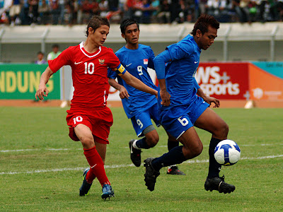 pemain sepakbola Syamsir Alam