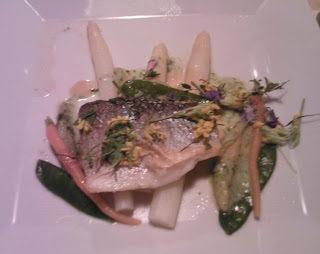http://4.bp.blogspot.com/_MhtOuG5nnWs/StdbVVw9KZI/AAAAAAAAACs/uFgP4HUFNZE/s320/Christian+Pircher+chef+Filetto+di+branzino+alle+erbette+ph+f+bonaz-705396.jpg