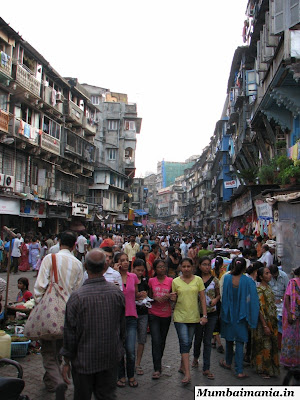 crowded street of bhuleshwar crowded street of bhuleshwar