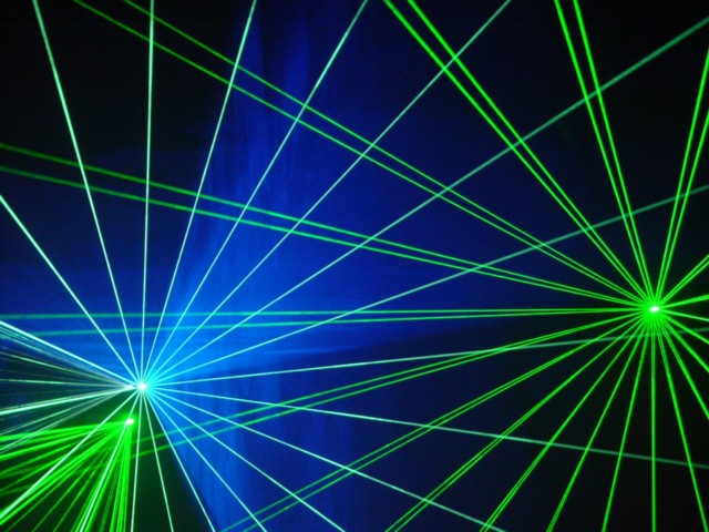 [lasers_007.jpg]