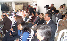 Participantes en el Foro de Latacunga sobre la Ley de Comunicación, organizado por los asambleístas