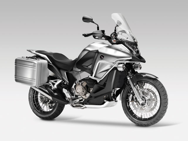 honda-crosstourer-021110-(1).jpg